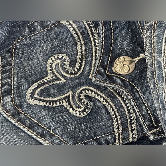 Rock Revival Haley Bootcut Jeans Size 30 Distressed Fleur De Lis Buttons - Picture 9 of 15